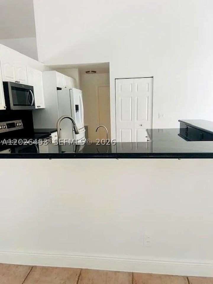 16373 Nw 16th St - Photo 7 of 25