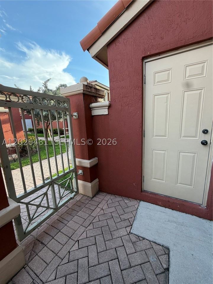 6202 Nw 115th Pl #336 - Photo 5 of 30