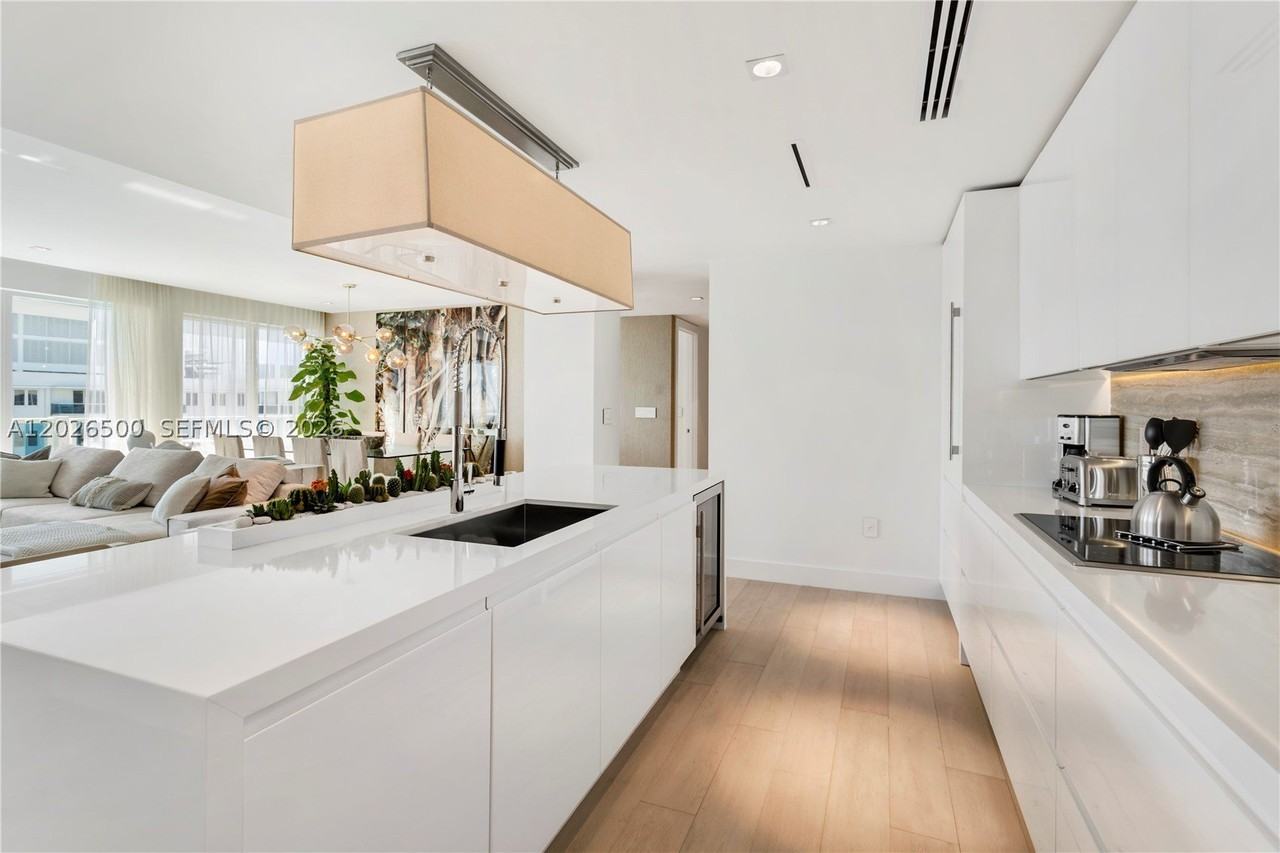 102 24th St - Photo 5 of 15