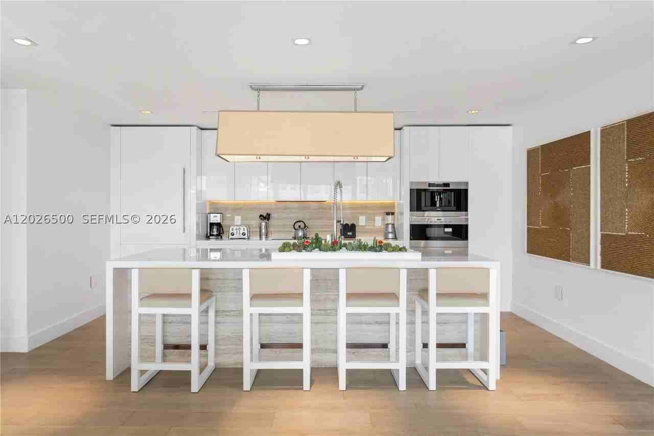 102 24th St - Photo 6 of 15