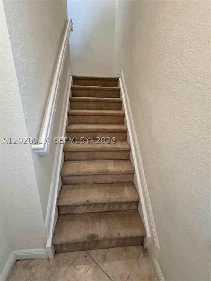 5819 Hampton Hills Blvd - Photo 2 of 28
