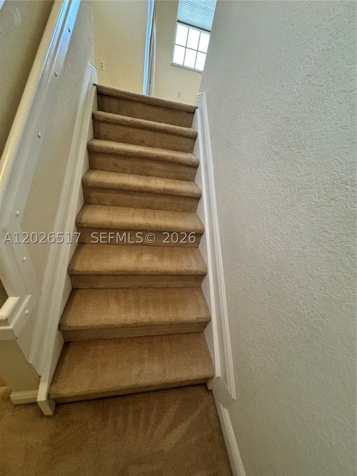 5819 Hampton Hills Blvd - Photo 4 of 28