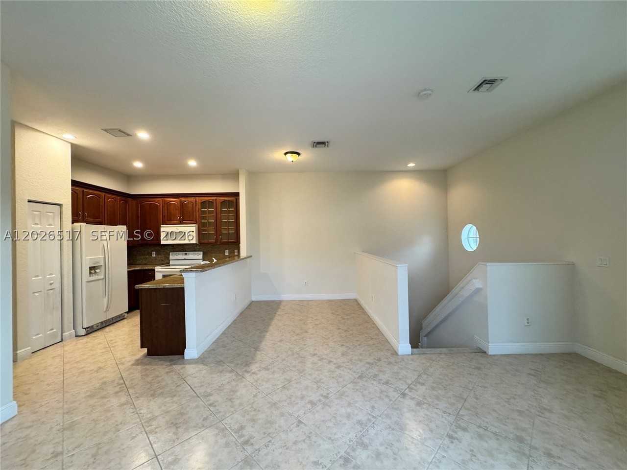 5819 Hampton Hills Blvd - Photo 5 of 28