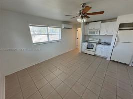 featured image of 318 Tarpon Dr #1
