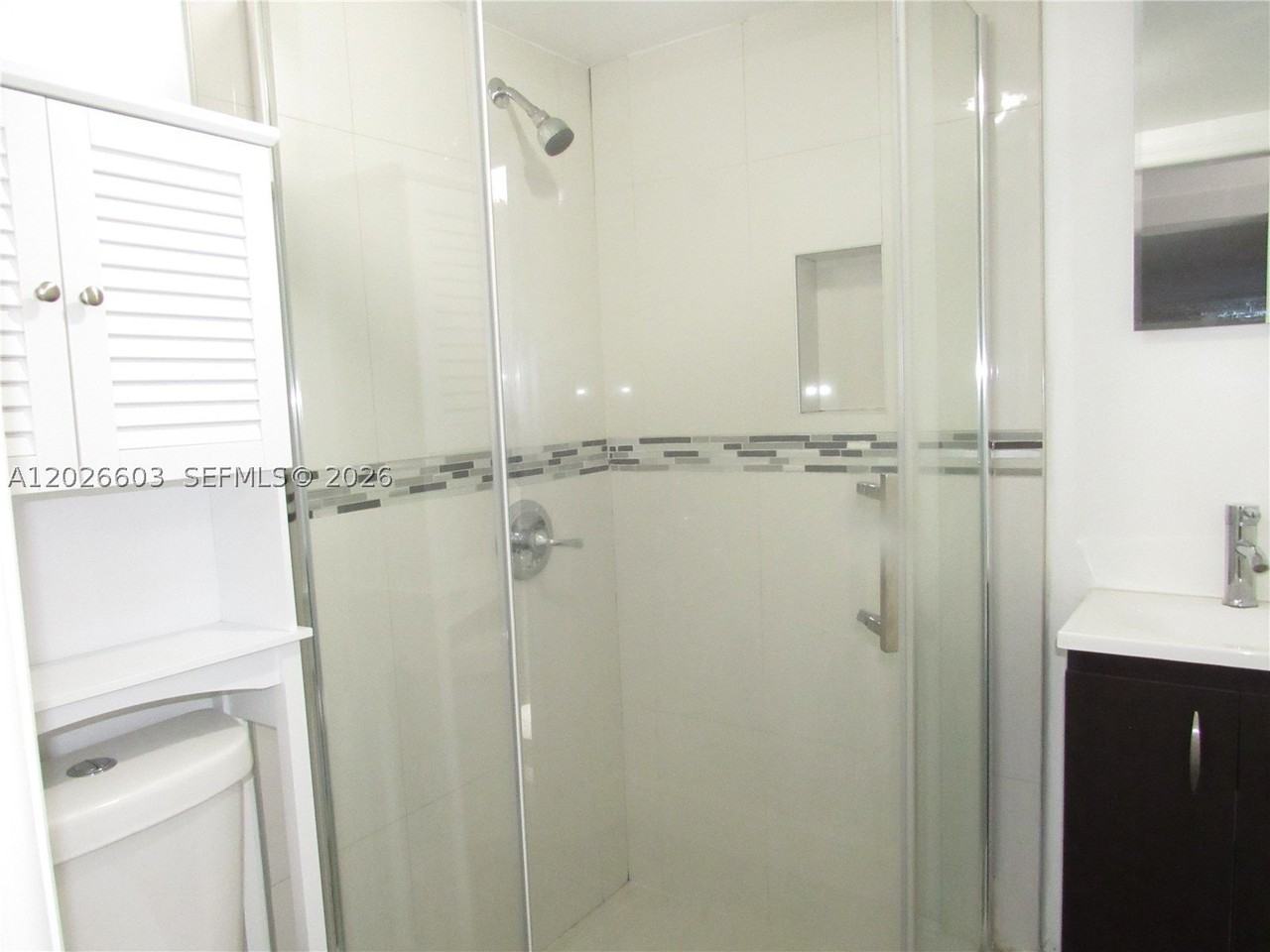 2230 Sw 50th Ter #2 - Photo 6 of 14