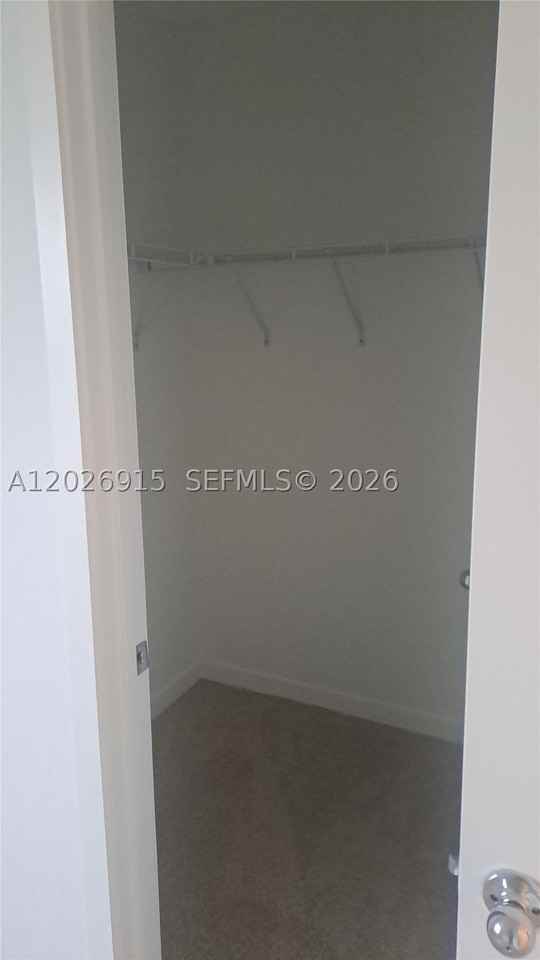408 Ne 1st Dr - Photo 4 of 15