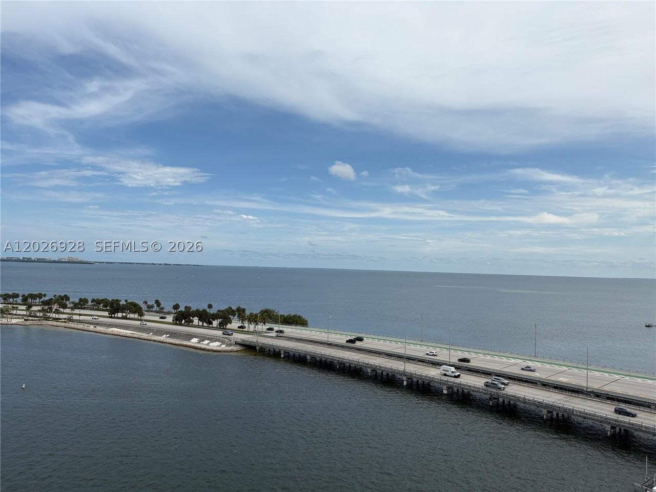 175 Se 25th Rd #901