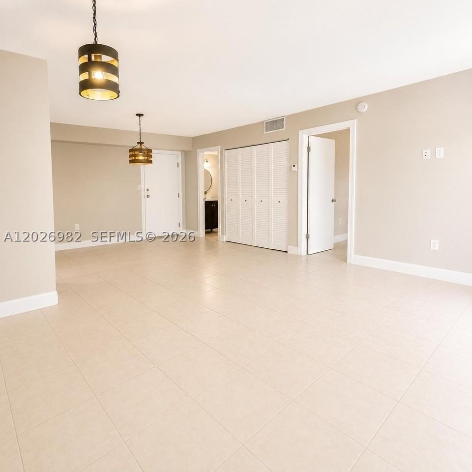 8335 Sw 72nd Ave #109D - Photo 5 of 10