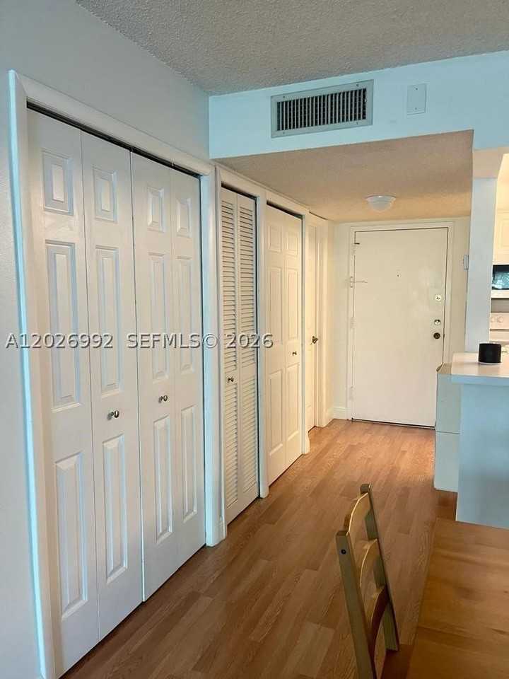 301 Racquet Club Rd #305 - Photo 4 of 38