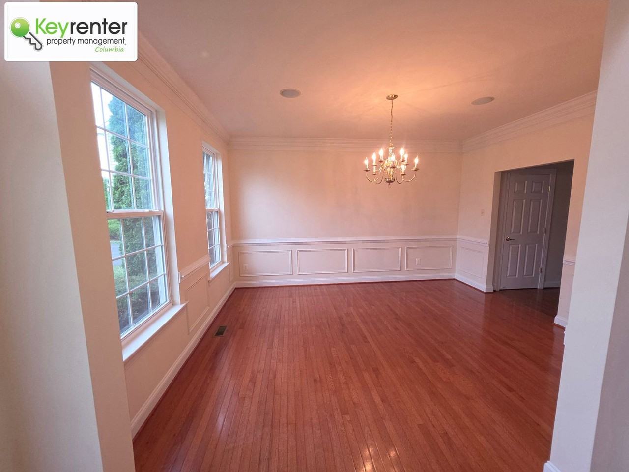 404 Tailor St - Photo 6 of 50