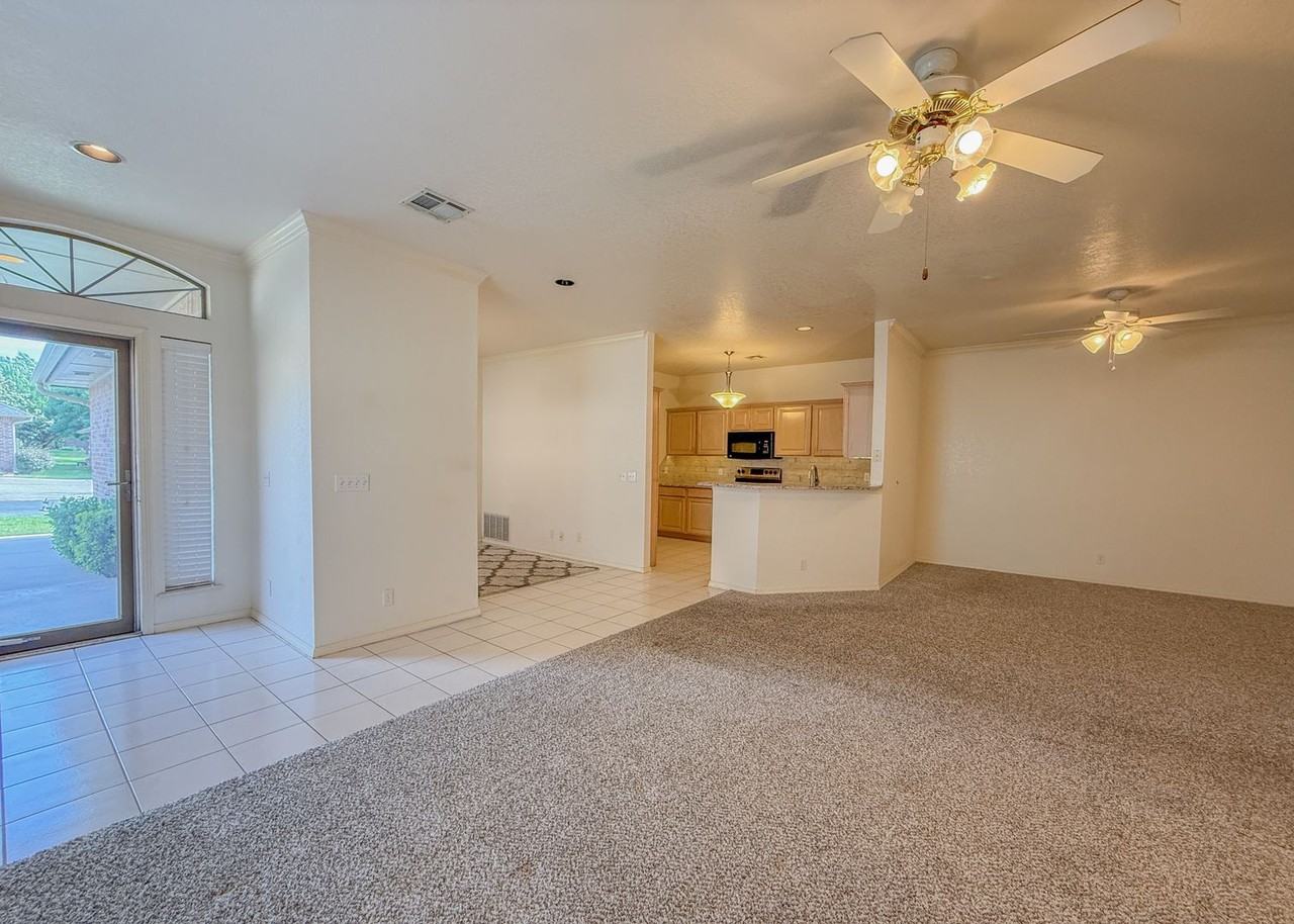 1928 Nw 157th St - Photo 2 of 31