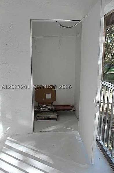13907 Sw 91st Ter #13907 - Photo 5 of 10
