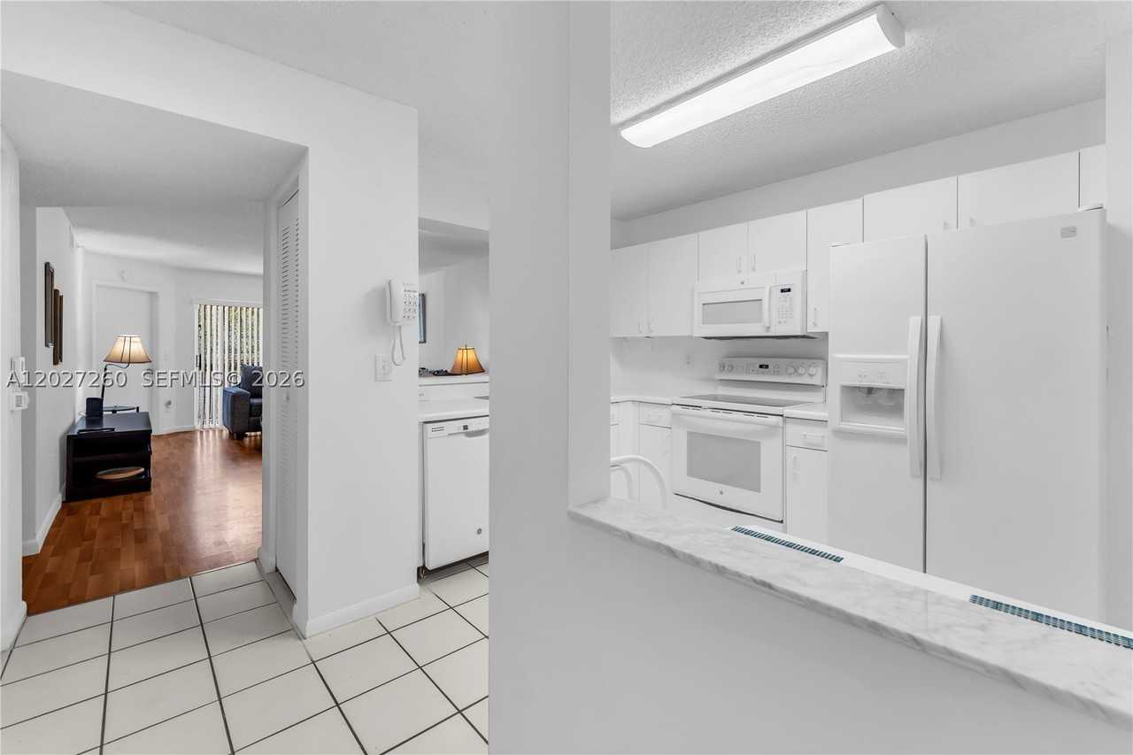 9511 Weldon Cir #G308 - Photo 7 of 41