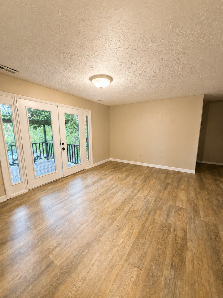 158 Harvard Ave - Photo 5 of 20