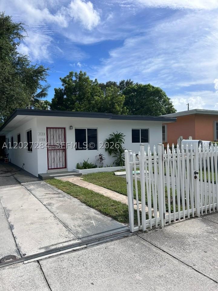 1130 Nw 76th St #1130