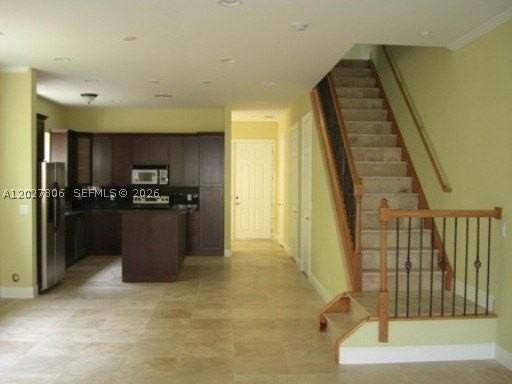 1236 Ne 14th Ave - Photo 5 of 7