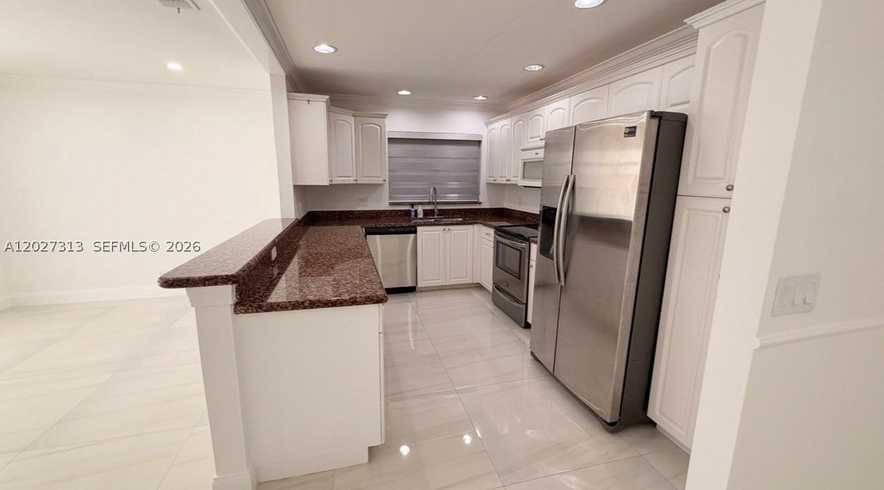 36 Chestnut Cir #36 - Photo 6 of 21