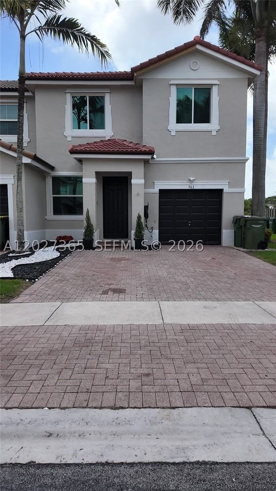 963 Ne 42nd Ave #963