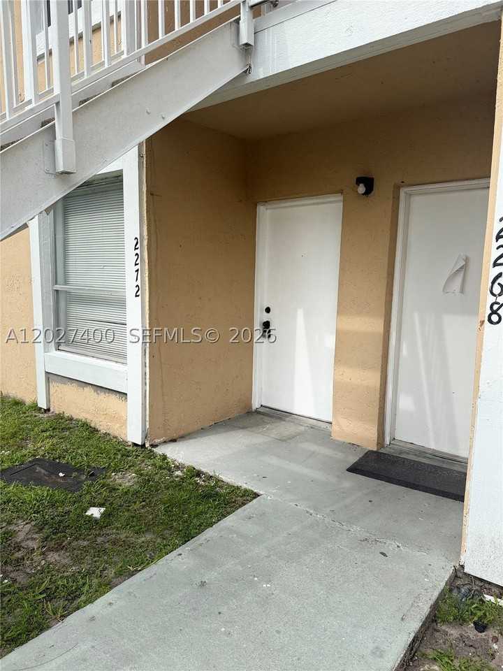 2272 Sw 81st Ave #2272 - Photo 2 of 13