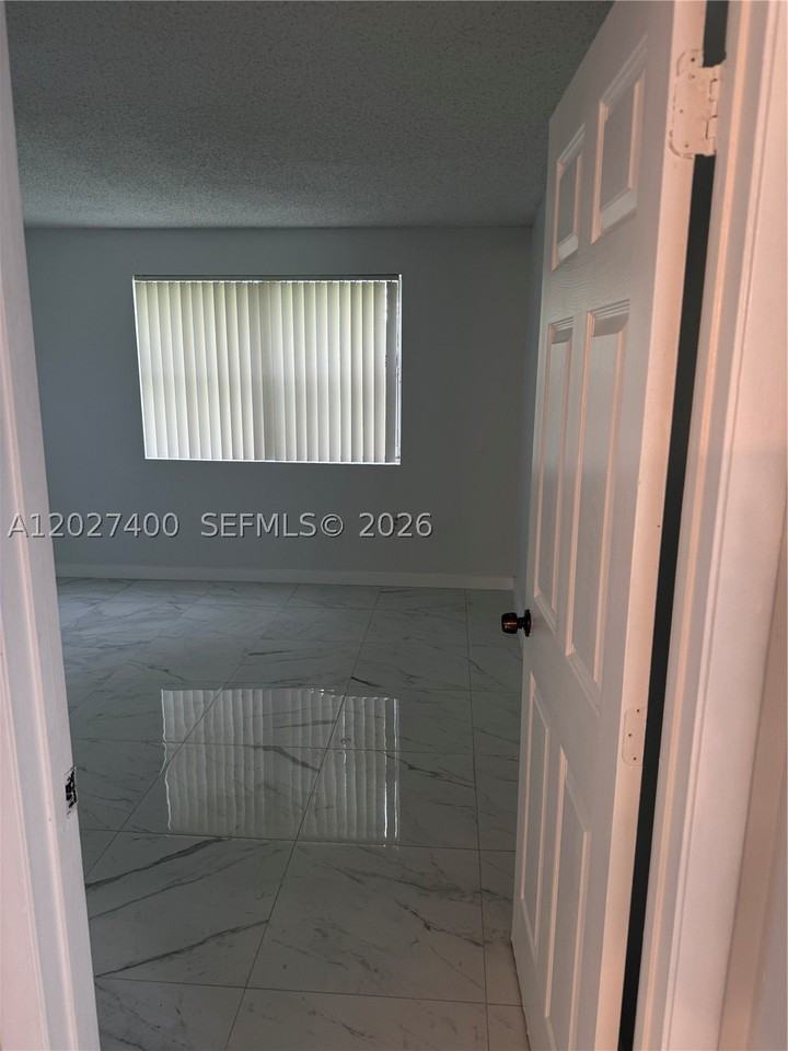 2272 Sw 81st Ave #2272 - Photo 7 of 13