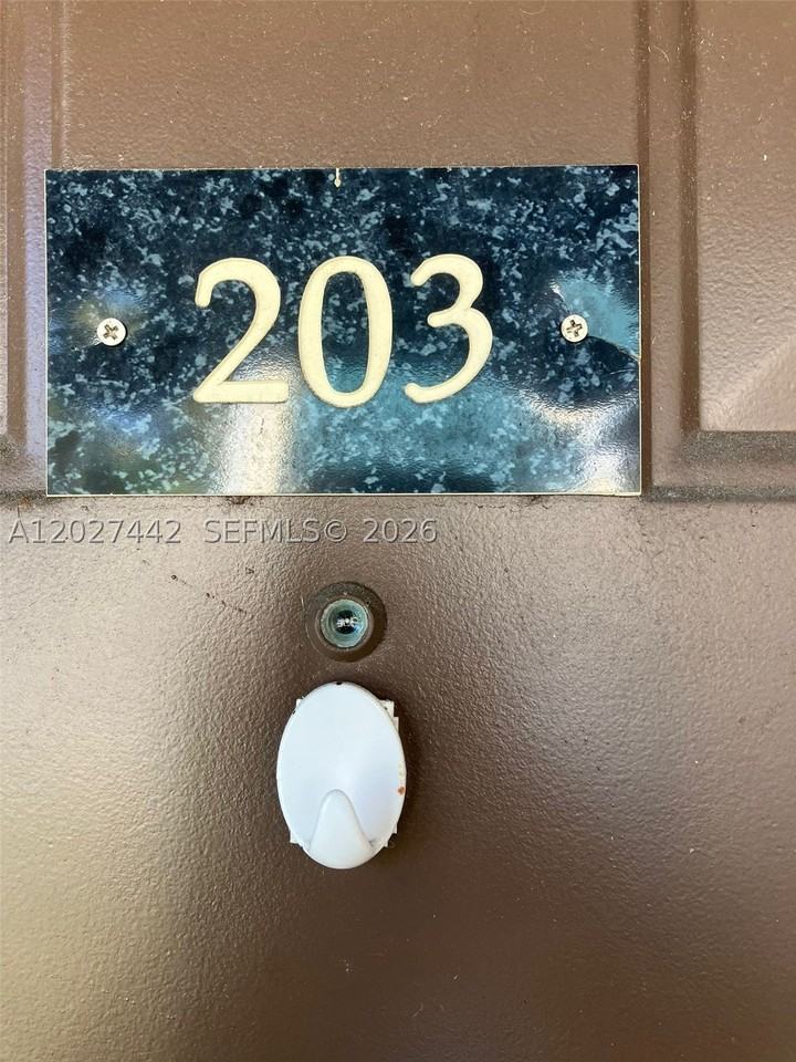 2803 N Course Dr #203