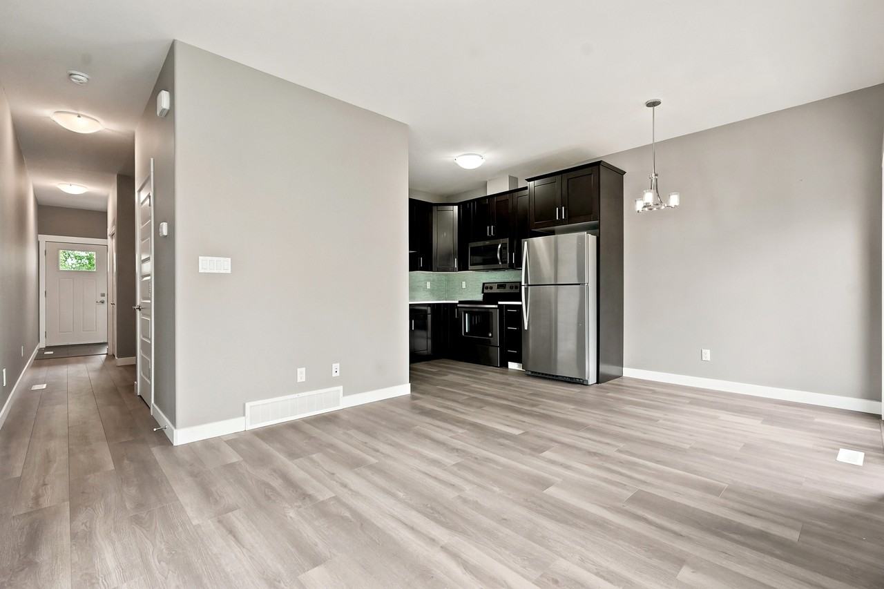 510 Kloppenburg Cres #37 - Photo 5 of 50