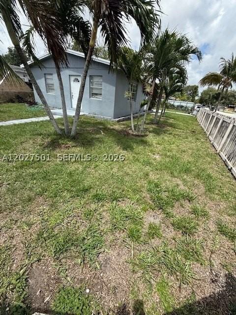 3700 Sw 56th Ave #3700 - Photo 4 of 8