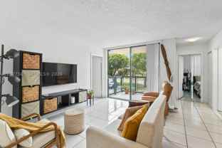 2075 Sw 122nd Ave #226 - Photo 1 of 1