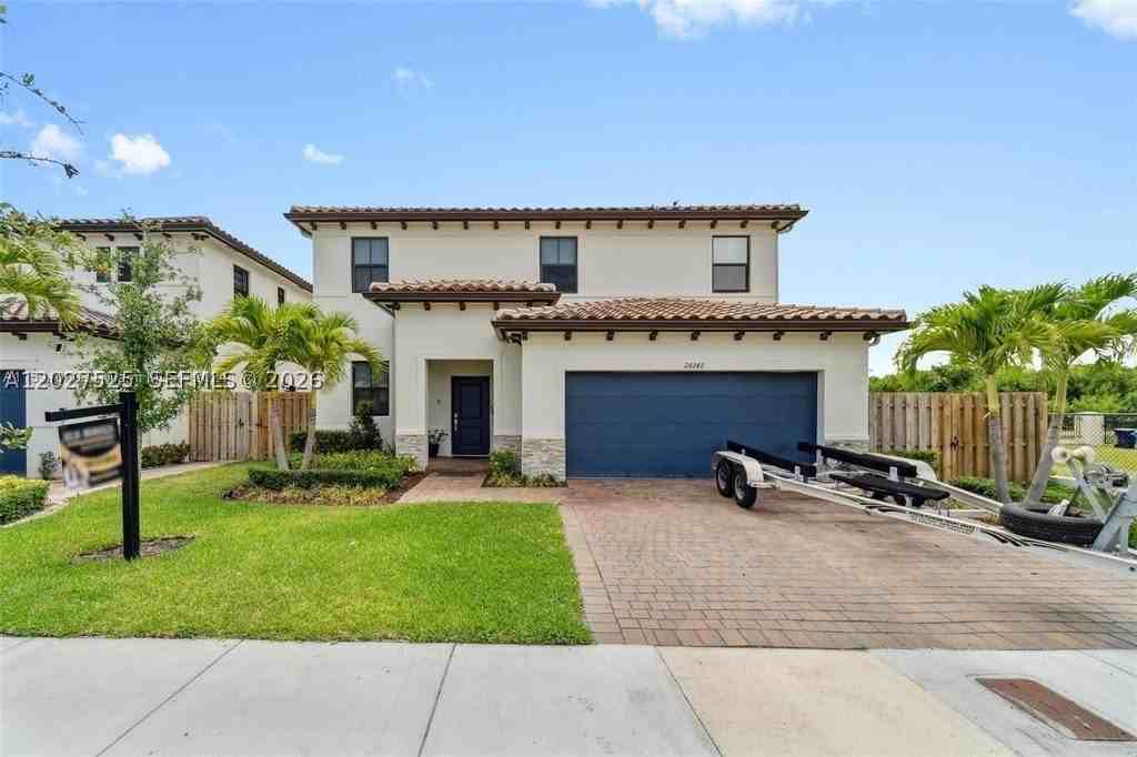 24242 Sw 119th Pl #0 - Photo 3 of 40