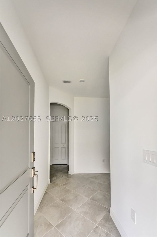 20545 Hazelnut Ct S - Photo 7 of 38