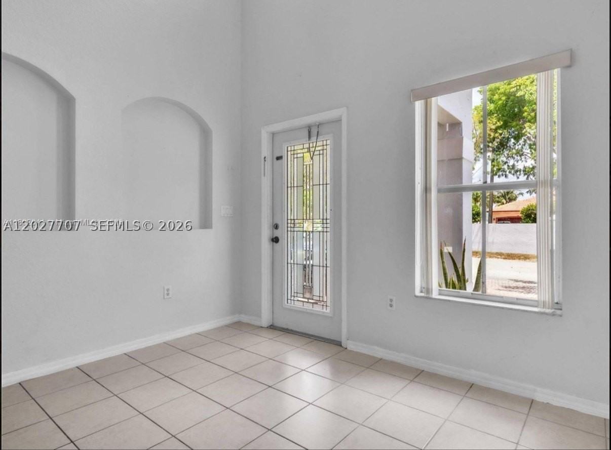 16628 Sw 47th Ter - Photo 5 of 23