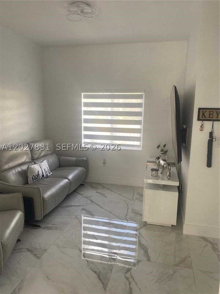 7488 Nw 181st St #7488 - Photo 6 of 22