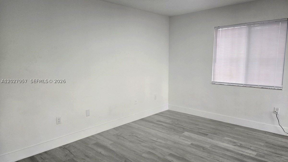 4952 Nw 21st Ave #0 - Photo 4 of 22