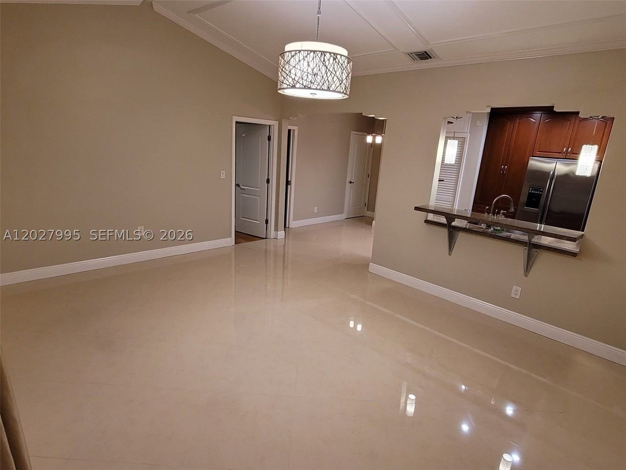 1662 Sw 19th Ave #1662 - Photo 6 of 18