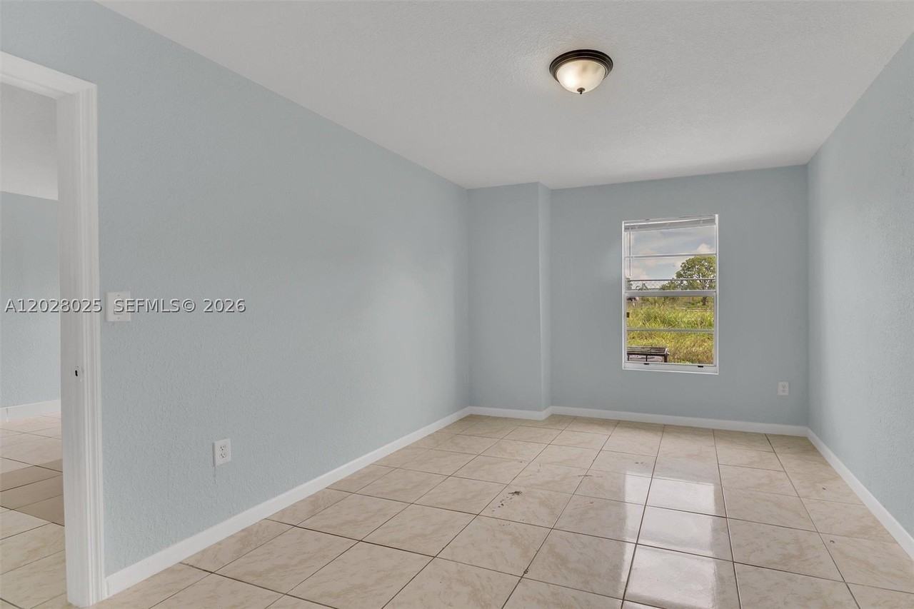 3793 Nw 213th Ter - Photo 7 of 14