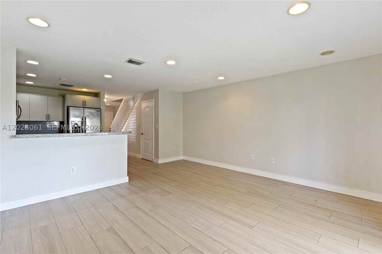 3126 Sw 128th Ave #157 - Photo 5 of 25