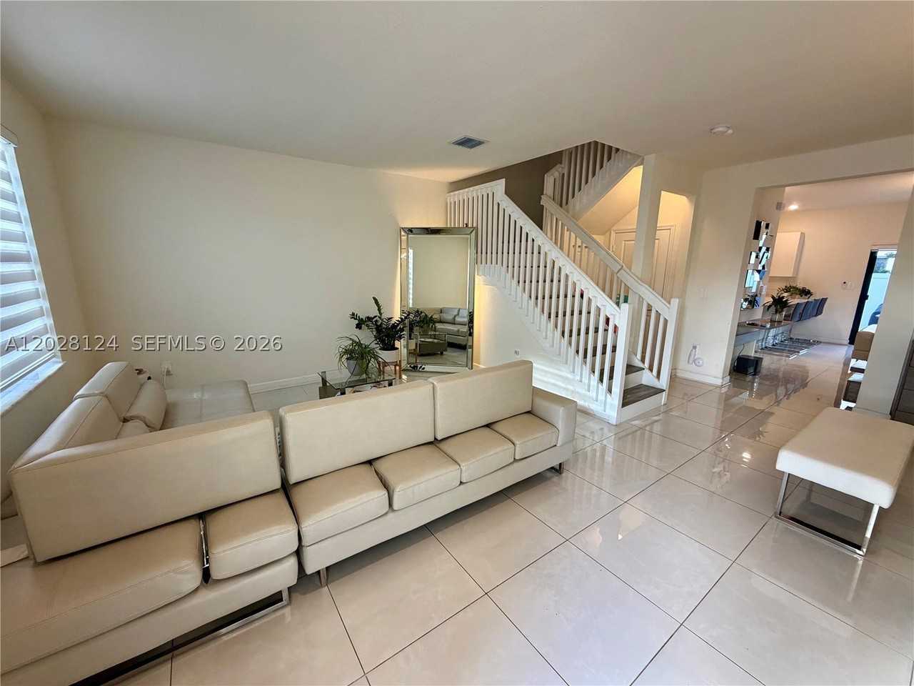 11445 W 33rd Ln - Photo 4 of 45