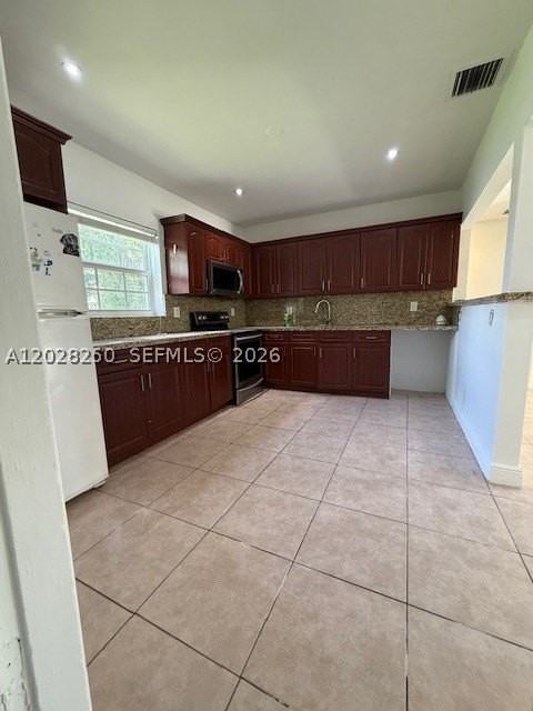 1481 Ne 155th Ter #1481 - Photo 3 of 11