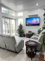featured image of 1120 Papaya St #0