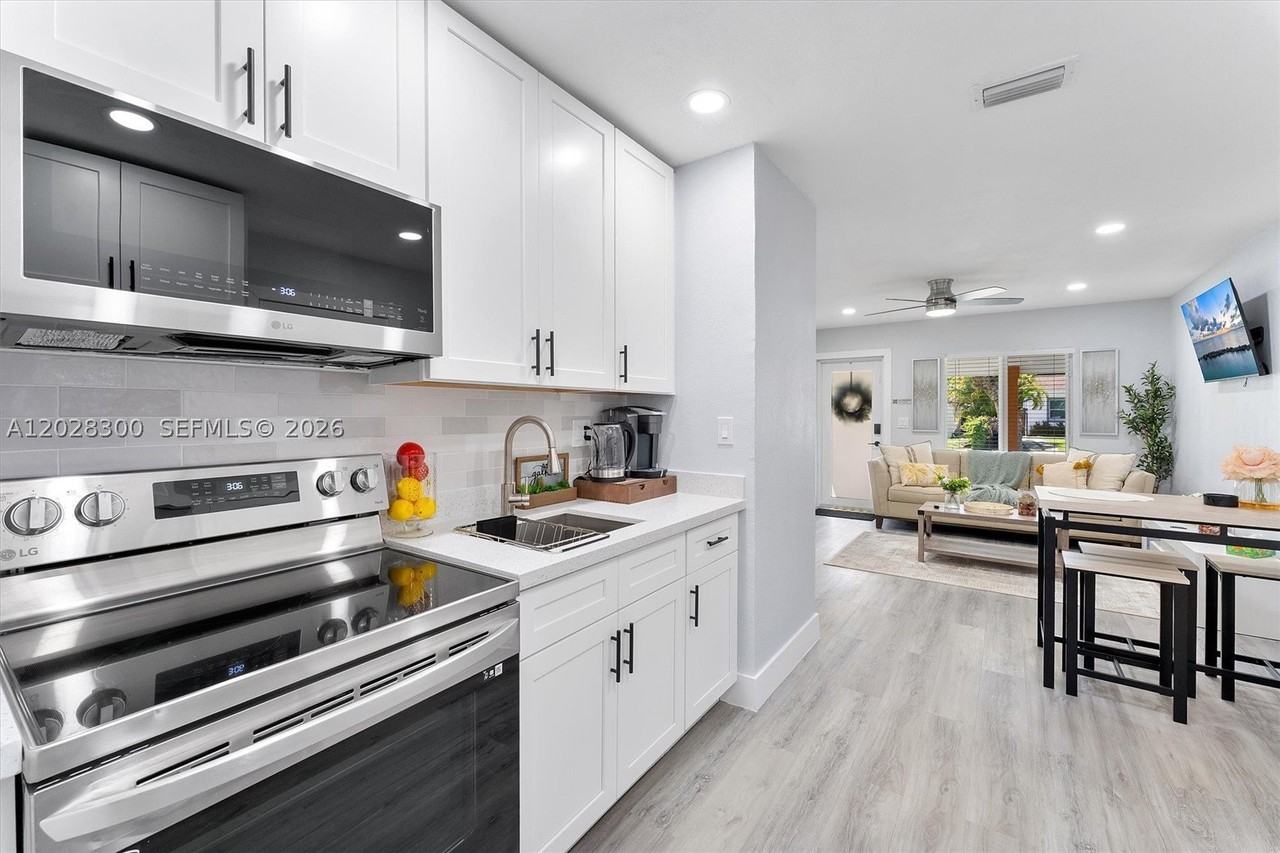 1218 Nw 2nd Ave - Photo 7 of 20
