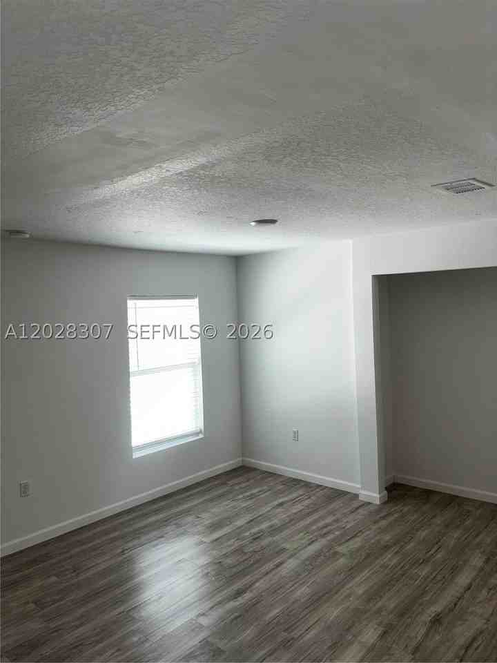 2650 De Groodt Rd Sw - Photo 6 of 14