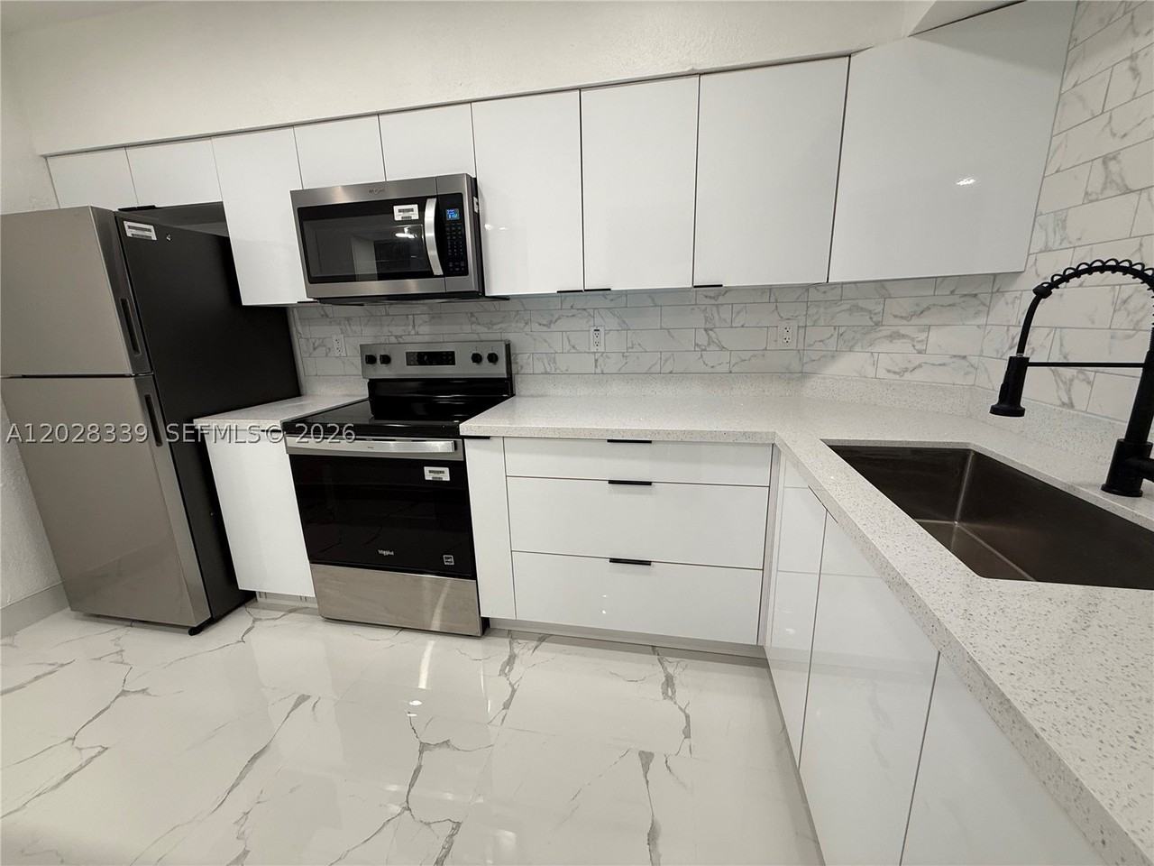 6520 W 8th Ln #2 - Photo 6 of 9