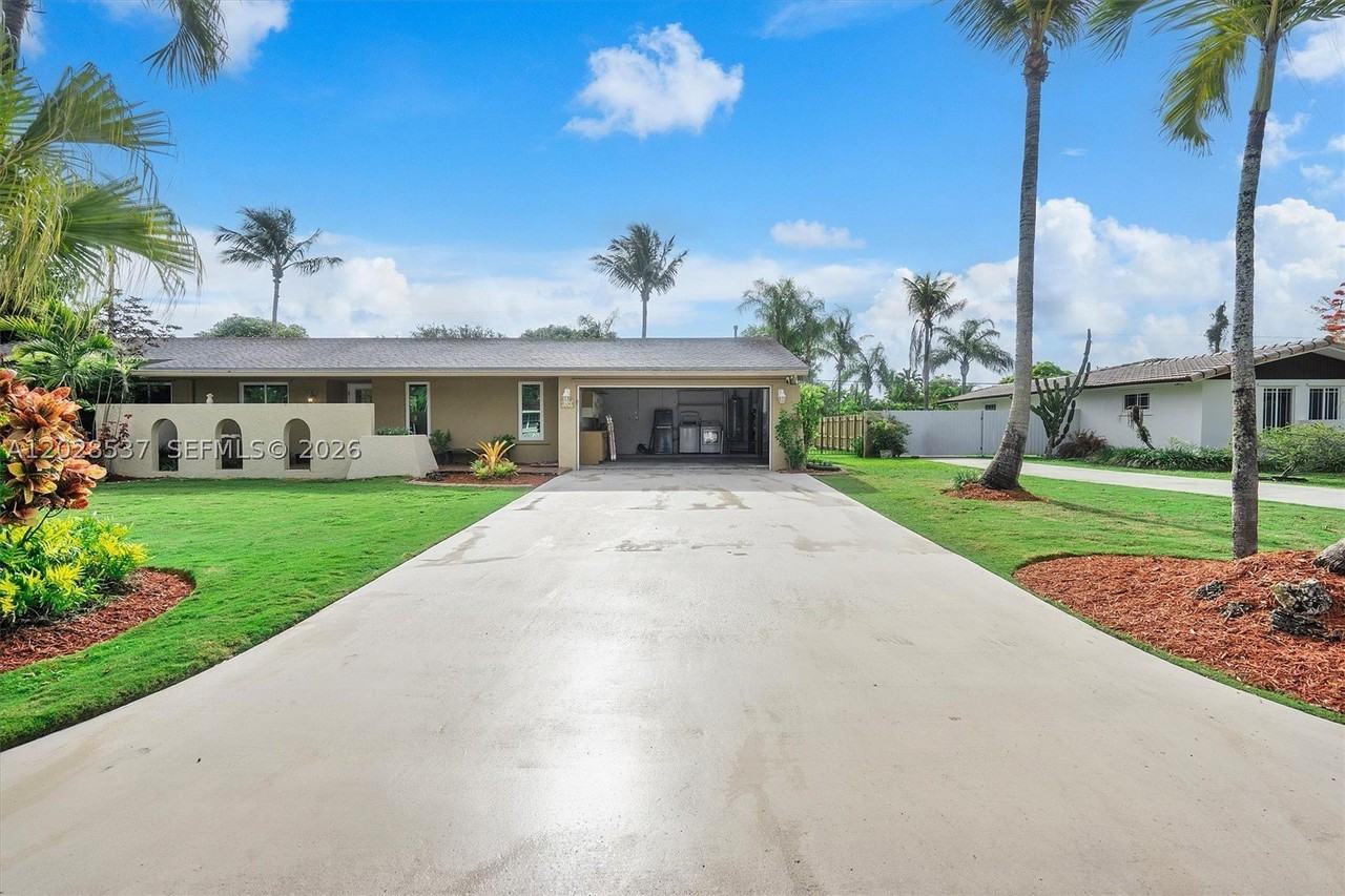 13241 Sw 99th Ct - Photo 4 of 50