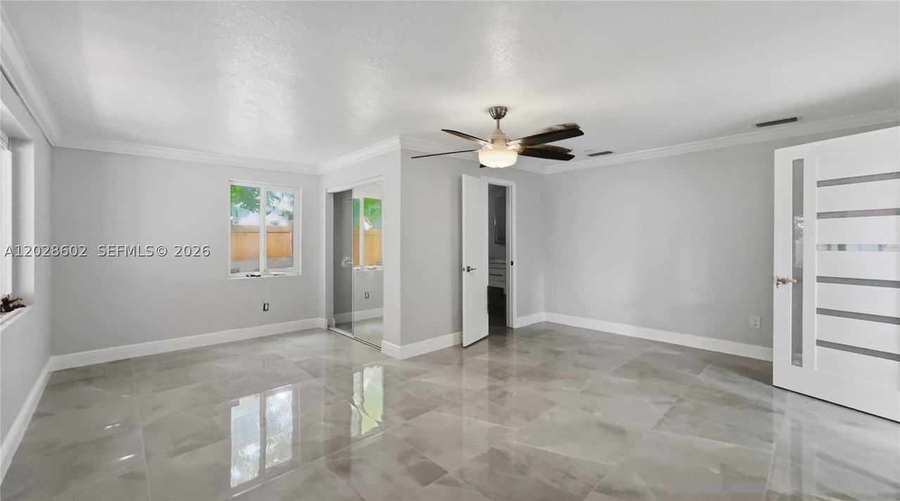 20081 Nw 15th Ave #0 - Photo 6 of 28