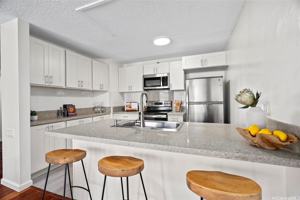 featured image of 60 N Beretania St #2403
