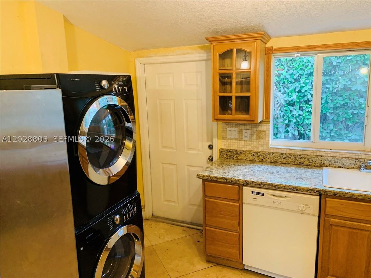 6134 Sw 22nd St - Photo 6 of 16