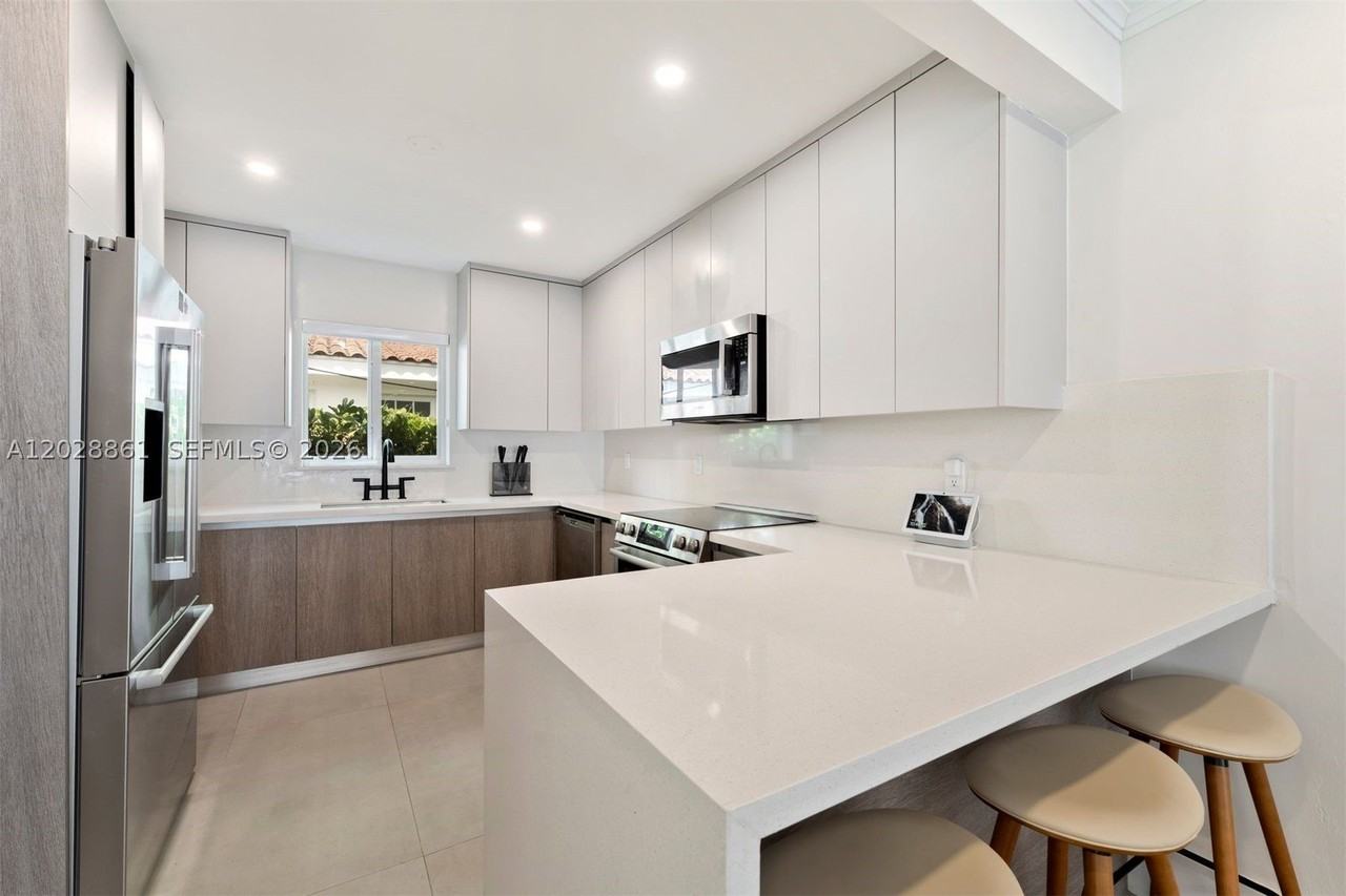 45 Palermo Ave - Photo 7 of 22