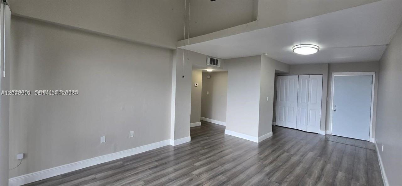 8870 Fontainebleau Blvd #502 - Photo 4 of 19