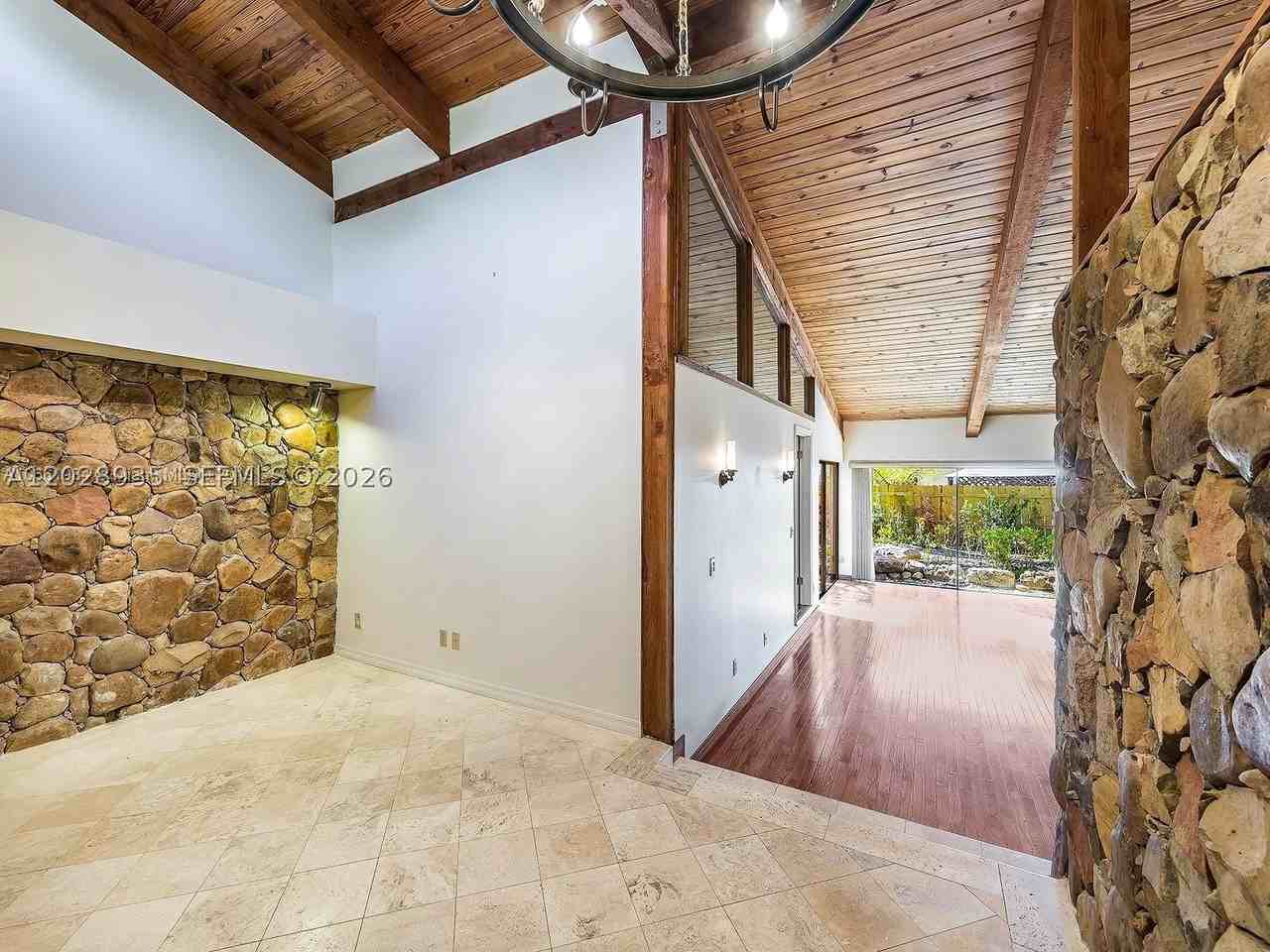 9055 Sw 78th Ct - Photo 2 of 16