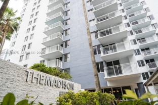 800 N Miami Ave #E906 - Photo 1 of 1
